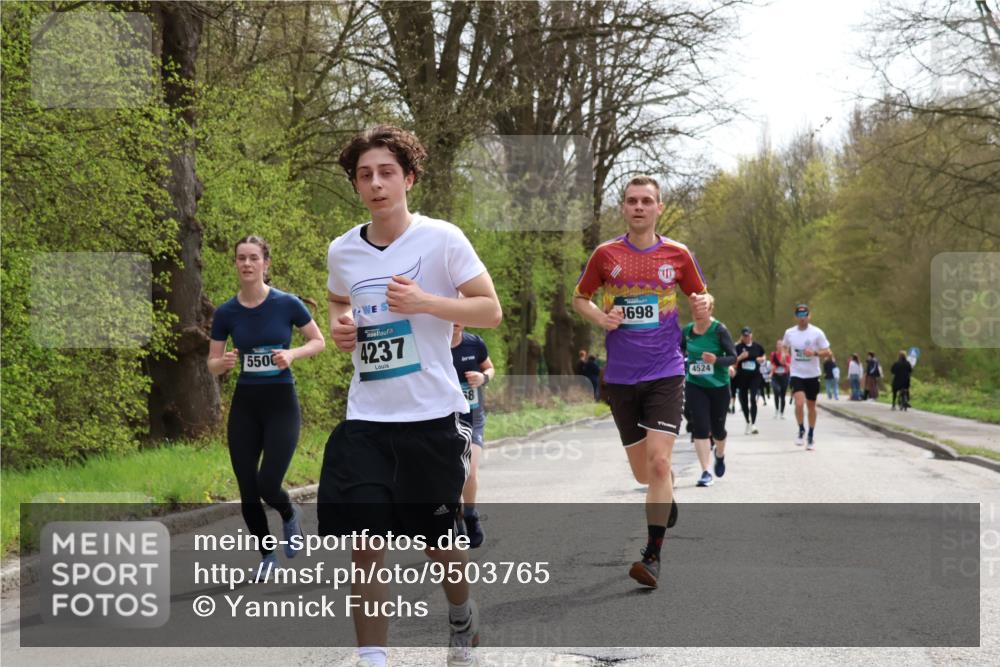12.04.2026 - 45. Internationalen Wilhelmsburger Insellauf Yannick Fuchs http://msf.ph/oto/9503765 12.04.2026 12:50:54 Laufen 5500, 4237, 8, 698, 4524 meine-sportfotos.de