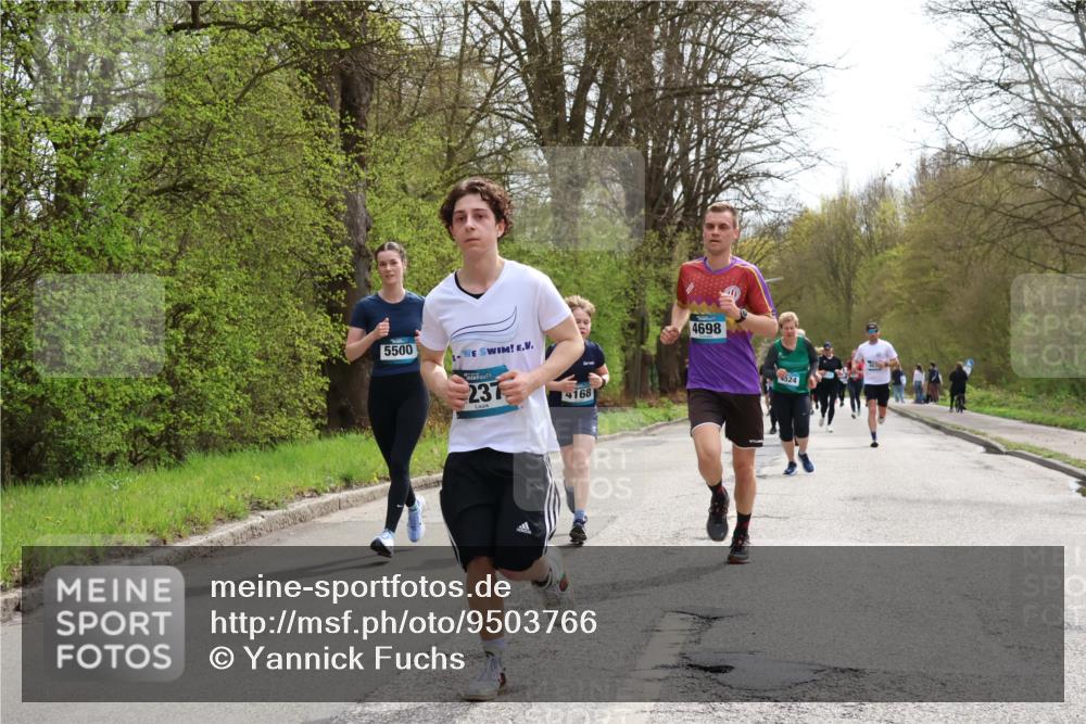 12.04.2026 - 45. Internationalen Wilhelmsburger Insellauf Yannick Fuchs http://msf.ph/oto/9503766 12.04.2026 12:50:54 Laufen 5500, 237, 4168, 4698, 4524 meine-sportfotos.de