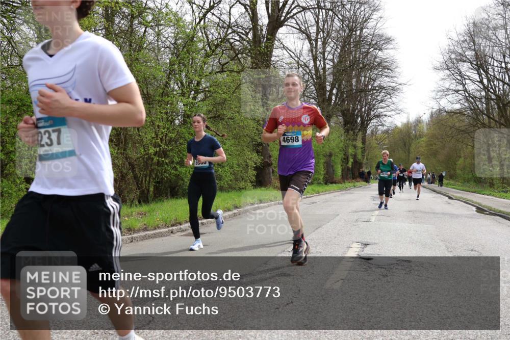 12.04.2026 - 45. Internationalen Wilhelmsburger Insellauf Yannick Fuchs http://msf.ph/oto/9503773 12.04.2026 12:50:55 Laufen 237, 5500, 4698, 4524 meine-sportfotos.de