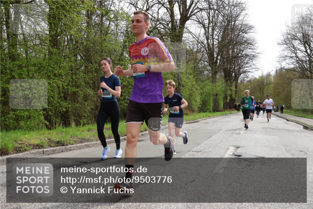 12.04.2026 - 45. Internationalen Wilhelmsburger Insellauf Yannick Fuchs http://msf.ph/oto/9503776 12.04.2026 12:50:56 Laufen 5500, 416, 4524 meine-sportfotos.de