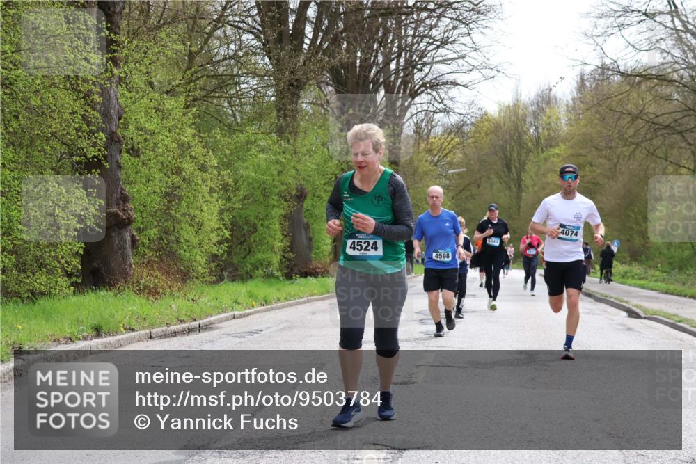 12.04.2026 - 45. Internationalen Wilhelmsburger Insellauf Yannick Fuchs http://msf.ph/oto/9503784 12.04.2026 12:50:57 Laufen 4524, 4598, 5343, 4074 meine-sportfotos.de