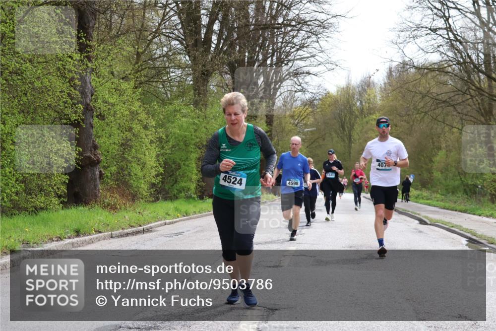 12.04.2026 - 45. Internationalen Wilhelmsburger Insellauf Yannick Fuchs http://msf.ph/oto/9503786 12.04.2026 12:50:58 Laufen 4524, 5343, 4598, 407 meine-sportfotos.de