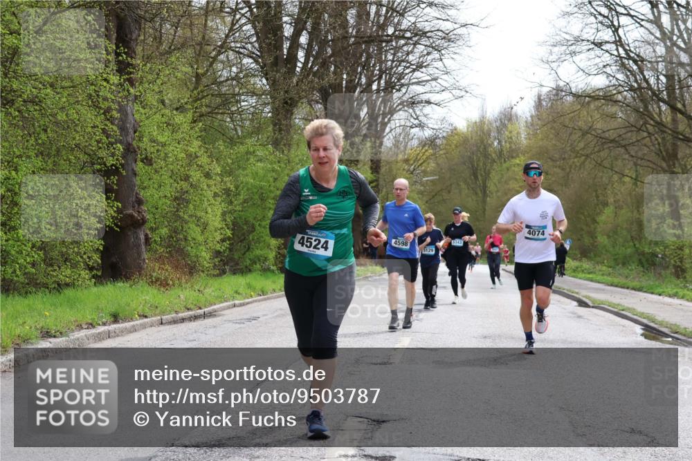 12.04.2026 - 45. Internationalen Wilhelmsburger Insellauf Yannick Fuchs http://msf.ph/oto/9503787 12.04.2026 12:50:58 Laufen 4524, 4598, 5129, 4074 meine-sportfotos.de