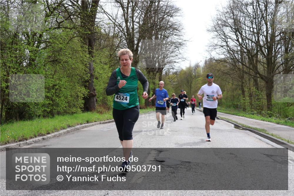 12.04.2026 - 45. Internationalen Wilhelmsburger Insellauf Yannick Fuchs http://msf.ph/oto/9503791 12.04.2026 12:50:59 Laufen 4524, 4598, 4074 meine-sportfotos.de