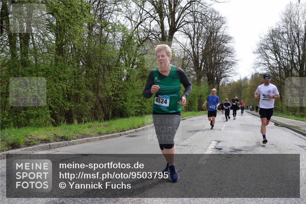 12.04.2026 - 45. Internationalen Wilhelmsburger Insellauf Yannick Fuchs http://msf.ph/oto/9503795 12.04.2026 12:50:59 Laufen 4524, 4598, 407 meine-sportfotos.de