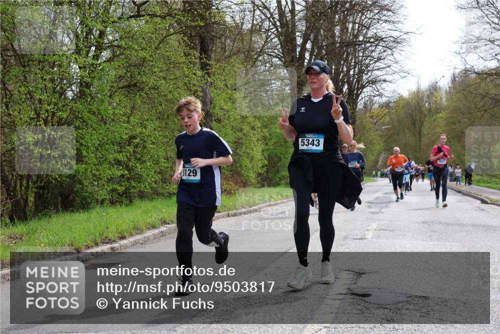 12.04.2026 - 45. Internationalen Wilhelmsburger Insellauf Yannick Fuchs http://msf.ph/oto/9503817 12.04.2026 12:51:03 Laufen 5129, 5343, 485, 5847 meine-sportfotos.de
