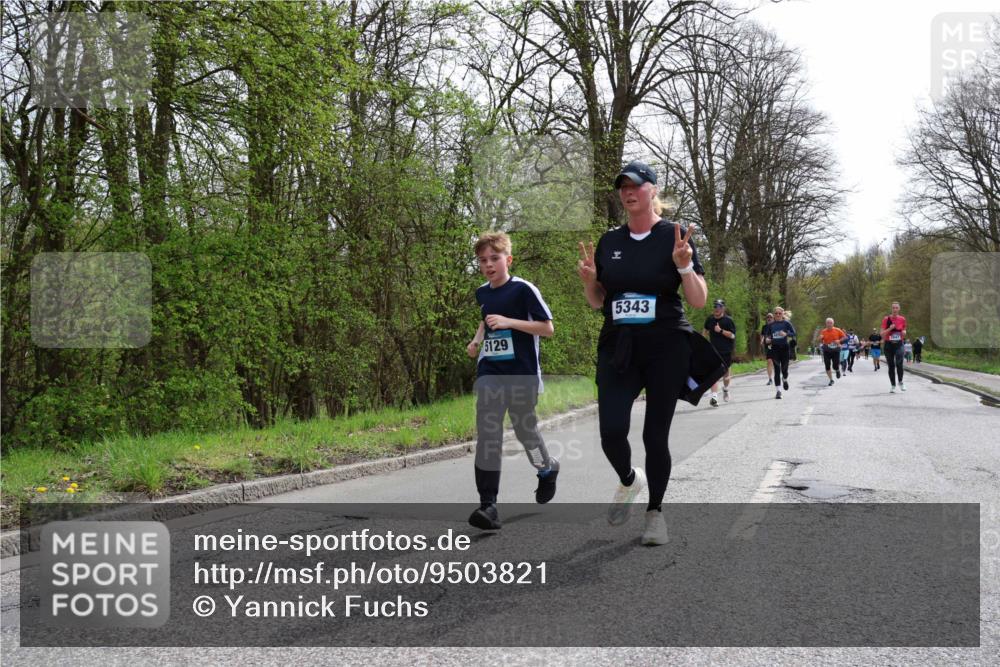 12.04.2026 - 45. Internationalen Wilhelmsburger Insellauf Yannick Fuchs http://msf.ph/oto/9503821 12.04.2026 12:51:04 Laufen 5129, 5343 meine-sportfotos.de