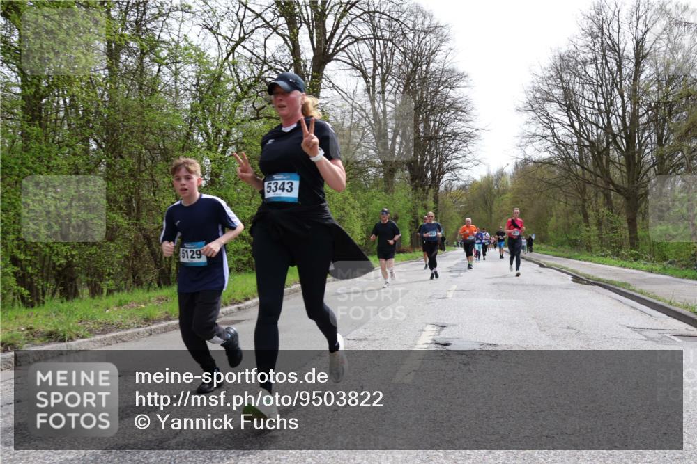 12.04.2026 - 45. Internationalen Wilhelmsburger Insellauf Yannick Fuchs http://msf.ph/oto/9503822 12.04.2026 12:51:04 Laufen 5129, 5343 meine-sportfotos.de