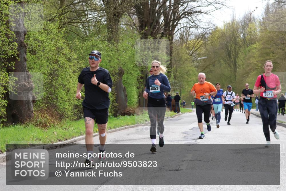 12.04.2026 - 45. Internationalen Wilhelmsburger Insellauf Yannick Fuchs http://msf.ph/oto/9503823 12.04.2026 12:51:05 Laufen 4853, 5652, 4186, 5847 meine-sportfotos.de
