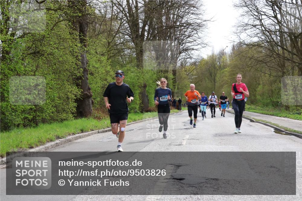 12.04.2026 - 45. Internationalen Wilhelmsburger Insellauf Yannick Fuchs http://msf.ph/oto/9503826 12.04.2026 12:51:05 Laufen 4853, 5692, 5847 meine-sportfotos.de