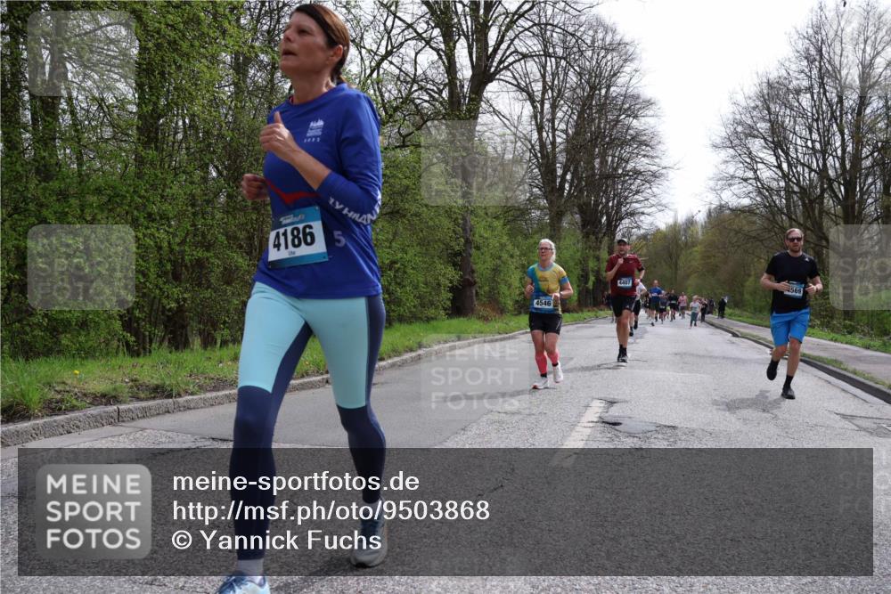 12.04.2026 - 45. Internationalen Wilhelmsburger Insellauf Yannick Fuchs http://msf.ph/oto/9503868 12.04.2026 12:51:13 Laufen 2022, 4186, 4546, 4407, 569 meine-sportfotos.de