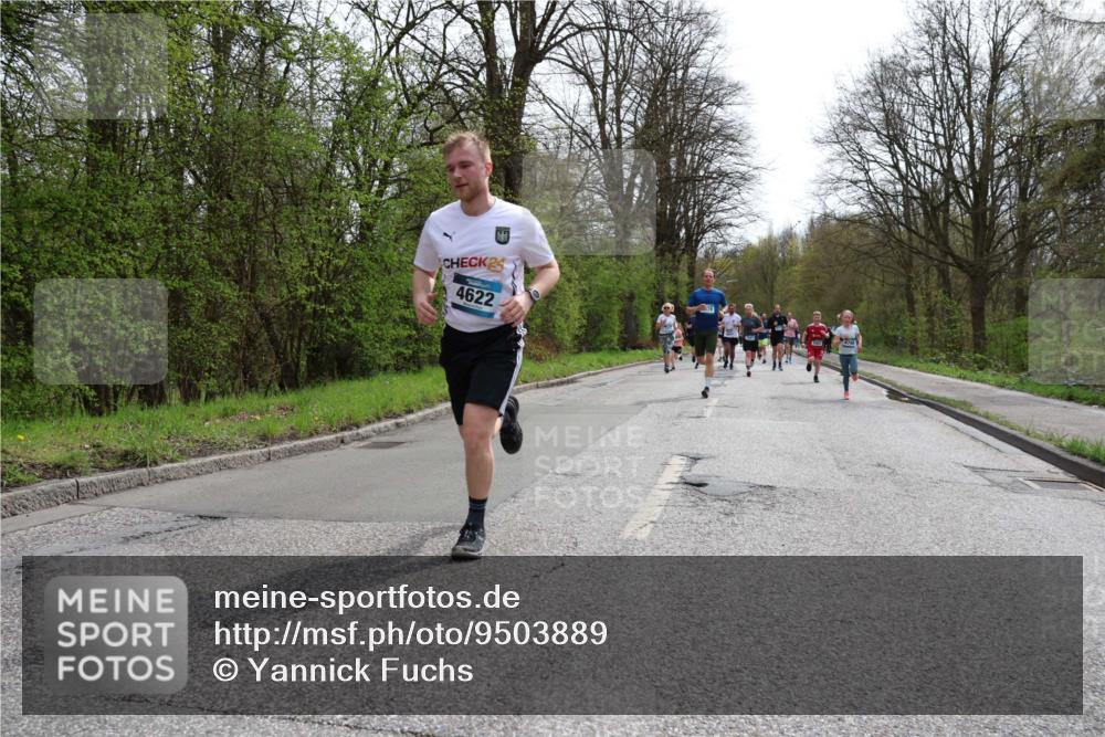 12.04.2026 - 45. Internationalen Wilhelmsburger Insellauf Yannick Fuchs http://msf.ph/oto/9503889 12.04.2026 12:51:18 Laufen 24, 4622 meine-sportfotos.de