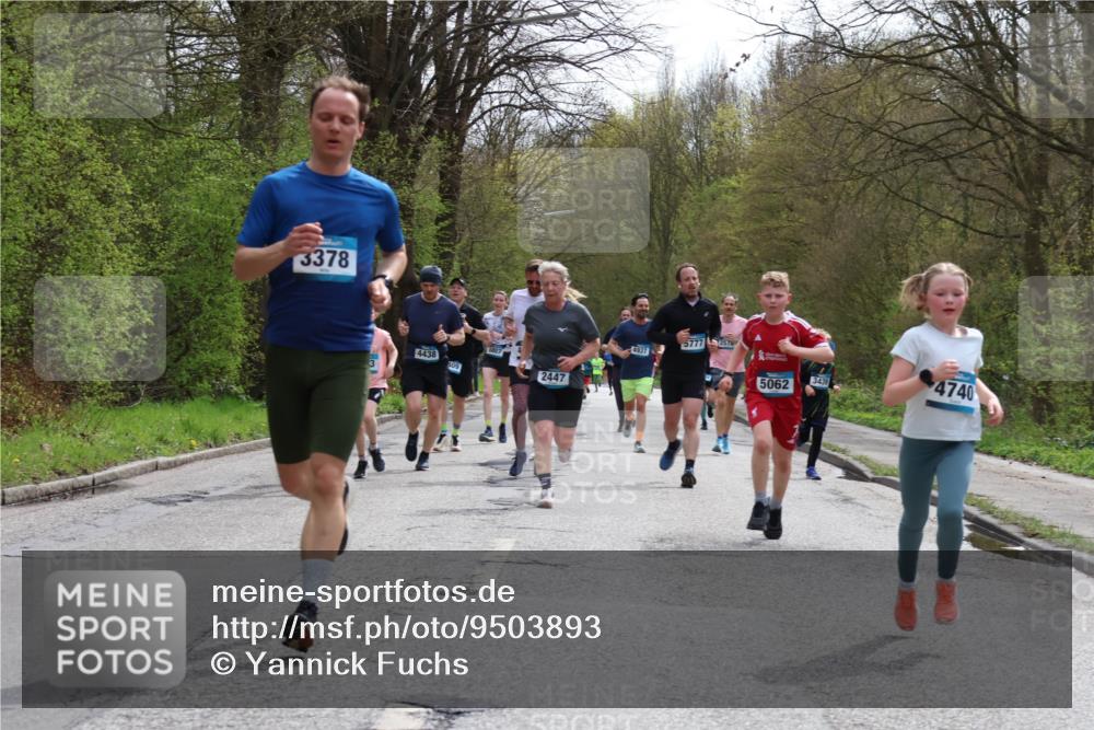 12.04.2026 - 45. Internationalen Wilhelmsburger Insellauf Yannick Fuchs http://msf.ph/oto/9503893 12.04.2026 12:51:19 Laufen 3378, 4438, 5807, 2447, 5777, 2578, 4937, 3439, 5062, 4740 meine-sportfotos.de