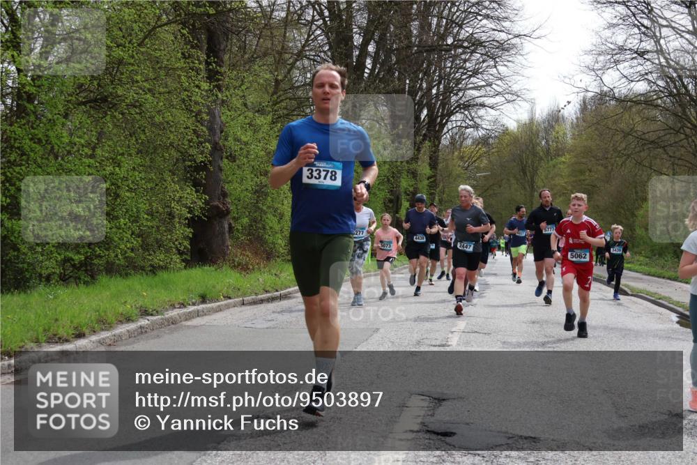 12.04.2026 - 45. Internationalen Wilhelmsburger Insellauf Yannick Fuchs http://msf.ph/oto/9503897 12.04.2026 12:51:20 Laufen 3378, 277, 4438, 2447, 5073, 5777, 5062, 3439 meine-sportfotos.de