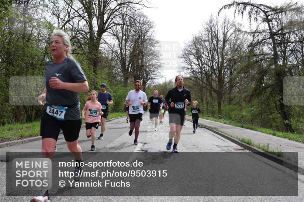12.04.2026 - 45. Internationalen Wilhelmsburger Insellauf Yannick Fuchs http://msf.ph/oto/9503915 12.04.2026 12:51:23 Laufen 2447, 38, 5073, 4830, 5774, 5777, 3439 meine-sportfotos.de