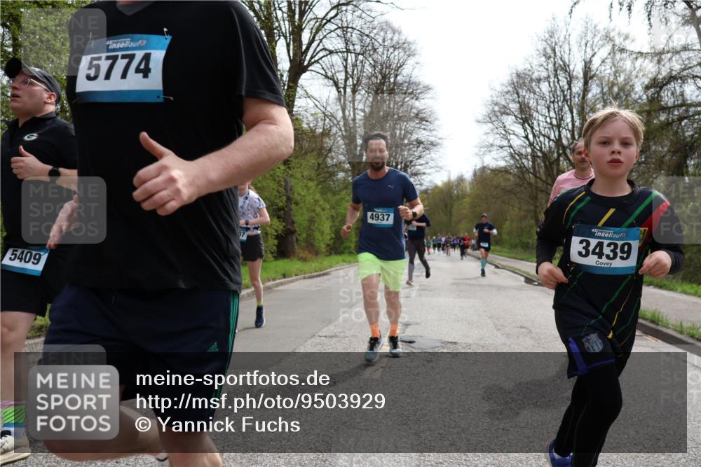 12.04.2026 - 45. Internationalen Wilhelmsburger Insellauf Yannick Fuchs http://msf.ph/oto/9503929 12.04.2026 12:51:27 Laufen 5409, 5774, 4937, 45, 3439 meine-sportfotos.de