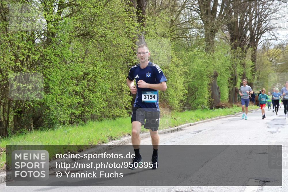 12.04.2026 - 45. Internationalen Wilhelmsburger Insellauf Yannick Fuchs http://msf.ph/oto/9503951 12.04.2026 12:51:33 Laufen 3154, 4922, 4921 meine-sportfotos.de
