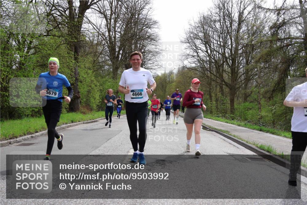 12.04.2026 - 45. Internationalen Wilhelmsburger Insellauf Yannick Fuchs http://msf.ph/oto/9503992 12.04.2026 12:51:42 Laufen 5679, 5744, 4666, 4259, 2075 meine-sportfotos.de