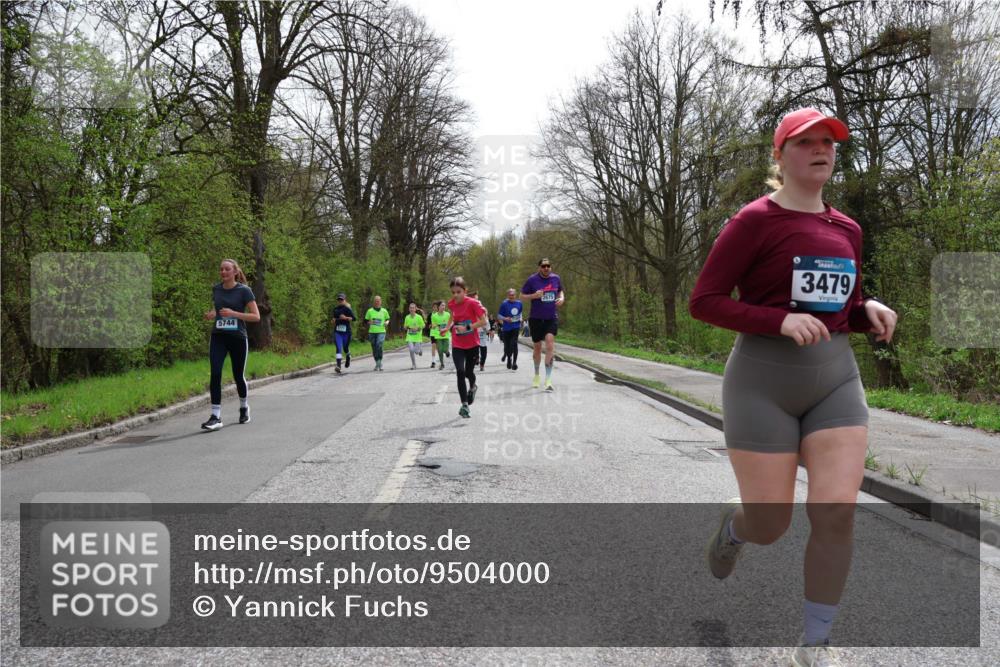 12.04.2026 - 45. Internationalen Wilhelmsburger Insellauf Yannick Fuchs http://msf.ph/oto/9504000 12.04.2026 12:51:43 Laufen 5744, 3479 meine-sportfotos.de