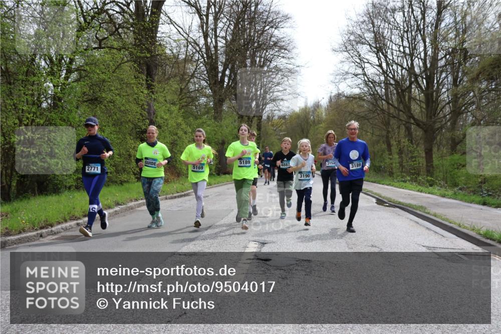 12.04.2026 - 45. Internationalen Wilhelmsburger Insellauf Yannick Fuchs http://msf.ph/oto/9504017 12.04.2026 12:51:46 Laufen 5169, 2771, 5189, 4887, 315, 3189, 3190 meine-sportfotos.de