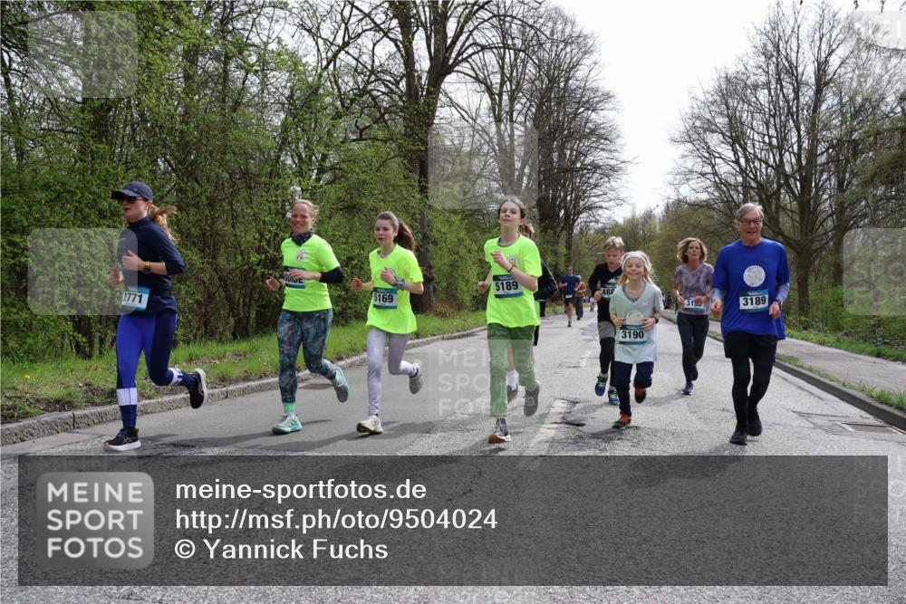 12.04.2026 - 45. Internationalen Wilhelmsburger Insellauf Yannick Fuchs http://msf.ph/oto/9504024 12.04.2026 12:51:47 Laufen 2771, 5169, 5189, 48, 3190, 315, 3189 meine-sportfotos.de
