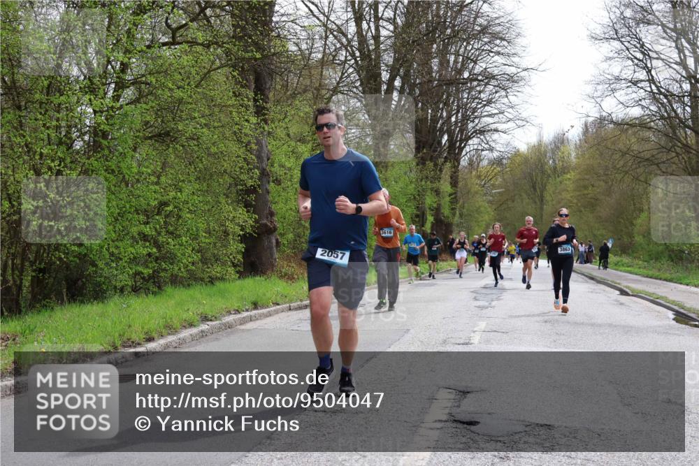 12.04.2026 - 45. Internationalen Wilhelmsburger Insellauf Yannick Fuchs http://msf.ph/oto/9504047 12.04.2026 12:51:53 Laufen 2057, 3616, 3863 meine-sportfotos.de