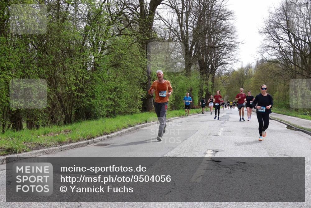 12.04.2026 - 45. Internationalen Wilhelmsburger Insellauf Yannick Fuchs http://msf.ph/oto/9504056 12.04.2026 12:51:55 Laufen 3616, 3863 meine-sportfotos.de