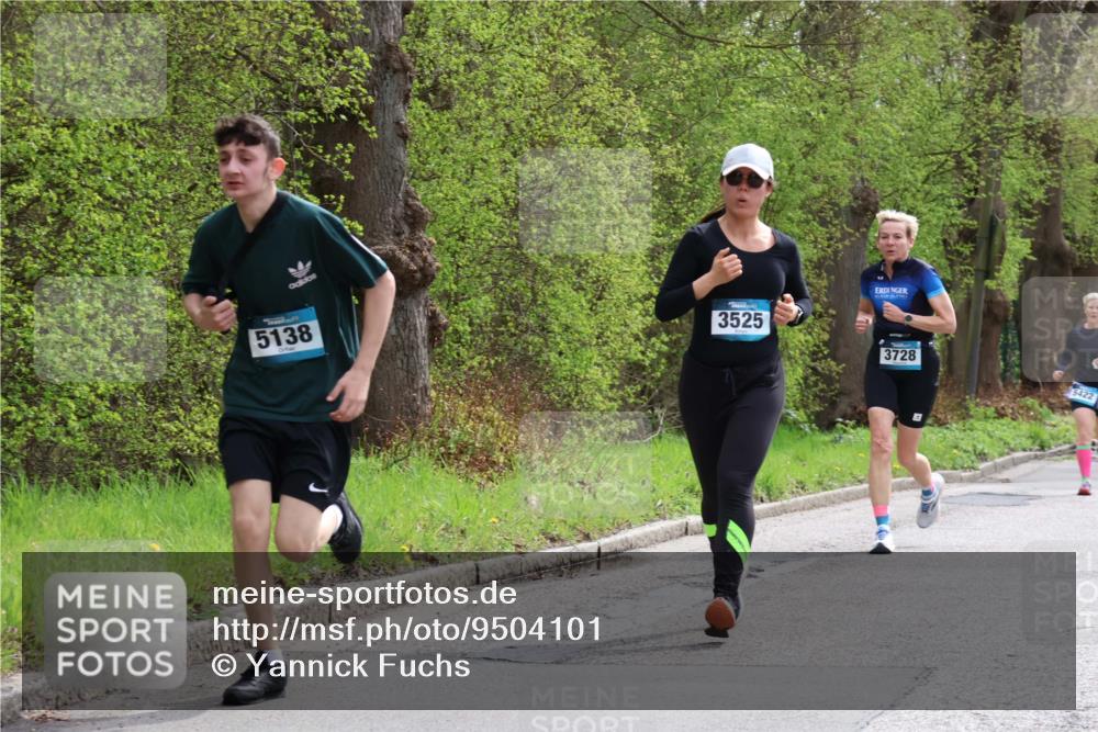 12.04.2026 - 45. Internationalen Wilhelmsburger Insellauf Yannick Fuchs http://msf.ph/oto/9504101 12.04.2026 12:52:03 Laufen 5138, 3525, 3728, 5422 meine-sportfotos.de