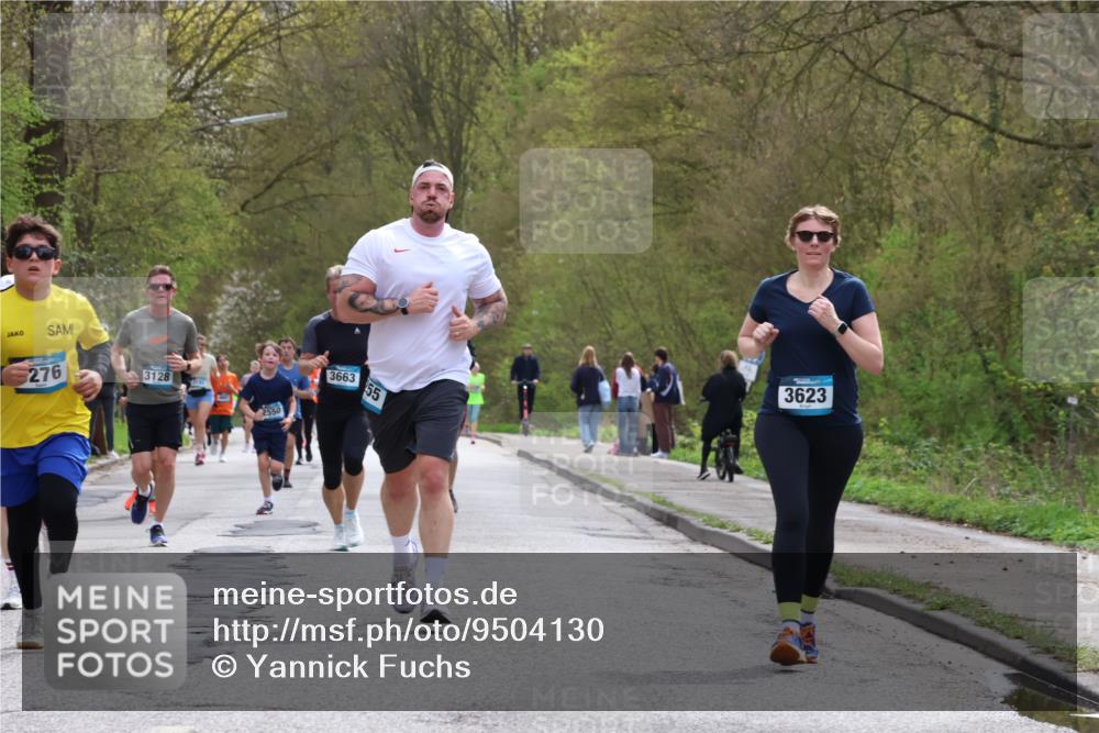 12.04.2026 - 45. Internationalen Wilhelmsburger Insellauf Yannick Fuchs http://msf.ph/oto/9504130 12.04.2026 12:52:09 Laufen 276, 3128, 3663, 55, 3, 3623 meine-sportfotos.de