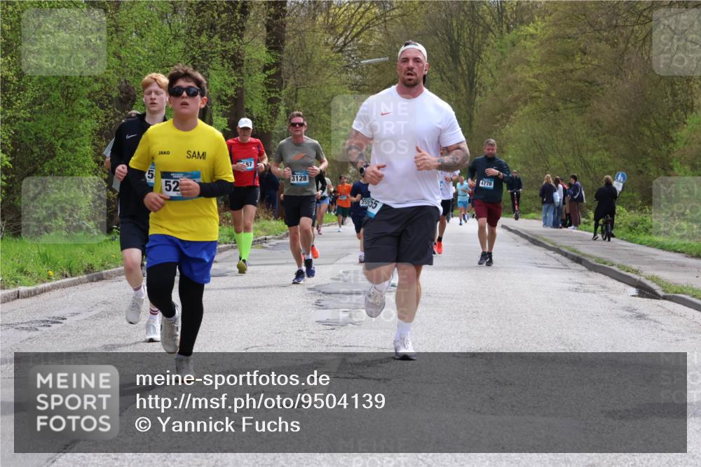 12.04.2026 - 45. Internationalen Wilhelmsburger Insellauf Yannick Fuchs http://msf.ph/oto/9504139 12.04.2026 12:52:10 Laufen 52, 3128, 2555, 4778 meine-sportfotos.de