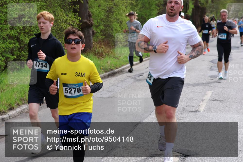 12.04.2026 - 45. Internationalen Wilhelmsburger Insellauf Yannick Fuchs http://msf.ph/oto/9504148 12.04.2026 12:52:13 Laufen 4754, 5276, 4097, 3663, 55 meine-sportfotos.de