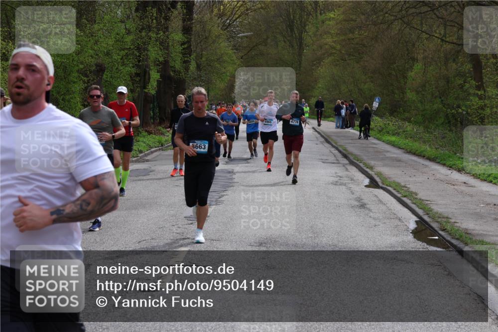 12.04.2026 - 45. Internationalen Wilhelmsburger Insellauf Yannick Fuchs http://msf.ph/oto/9504149 12.04.2026 12:52:13 Laufen 663, 4965, 4778 meine-sportfotos.de