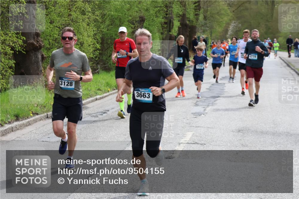 12.04.2026 - 45. Internationalen Wilhelmsburger Insellauf Yannick Fuchs http://msf.ph/oto/9504155 12.04.2026 12:52:15 Laufen 3128, 41, 3663, 2550, 4778 meine-sportfotos.de