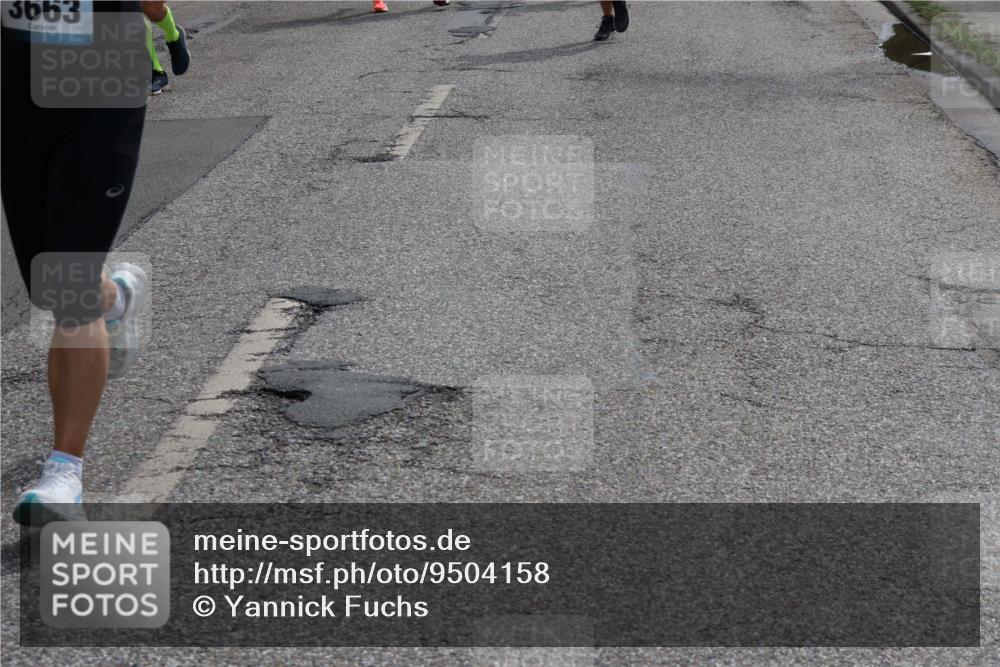 12.04.2026 - 45. Internationalen Wilhelmsburger Insellauf Yannick Fuchs http://msf.ph/oto/9504158 12.04.2026 12:52:16 Laufen 3663 meine-sportfotos.de