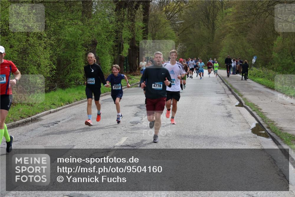 12.04.2026 - 45. Internationalen Wilhelmsburger Insellauf Yannick Fuchs http://msf.ph/oto/9504160 12.04.2026 12:52:17 Laufen 37, 65, 2550, 4778 meine-sportfotos.de