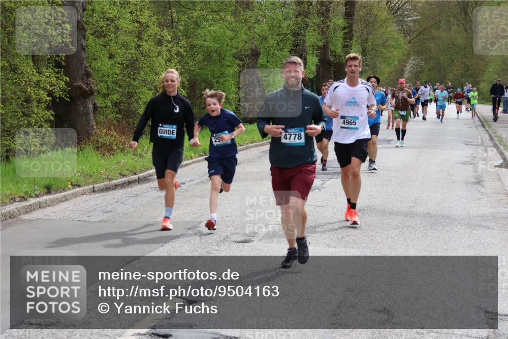 12.04.2026 - 45. Internationalen Wilhelmsburger Insellauf Yannick Fuchs http://msf.ph/oto/9504163 12.04.2026 12:52:18 Laufen 4965, 4778, 25 meine-sportfotos.de