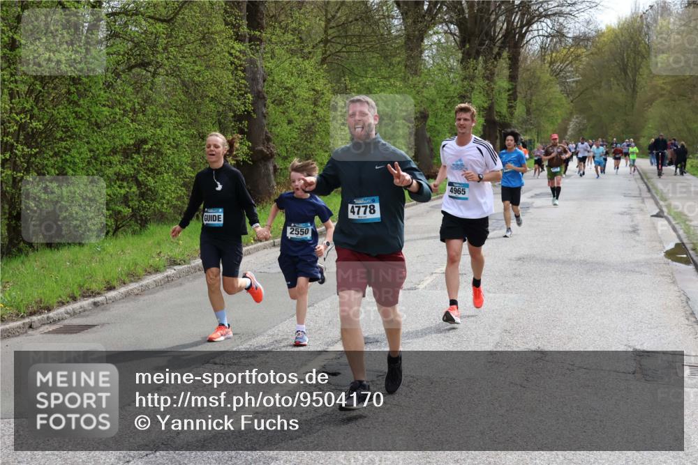 12.04.2026 - 45. Internationalen Wilhelmsburger Insellauf Yannick Fuchs http://msf.ph/oto/9504170 12.04.2026 12:52:19 Laufen 2550, 4778, 4965 meine-sportfotos.de