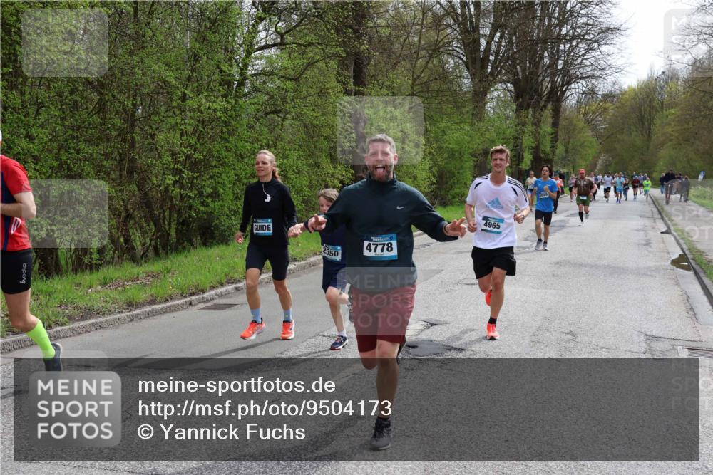 12.04.2026 - 45. Internationalen Wilhelmsburger Insellauf Yannick Fuchs http://msf.ph/oto/9504173 12.04.2026 12:52:19 Laufen 2550, 4778, 4965 meine-sportfotos.de