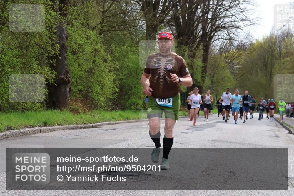 12.04.2026 - 45. Internationalen Wilhelmsburger Insellauf Yannick Fuchs http://msf.ph/oto/9504201 12.04.2026 12:52:25 Laufen 4816, 4761 meine-sportfotos.de