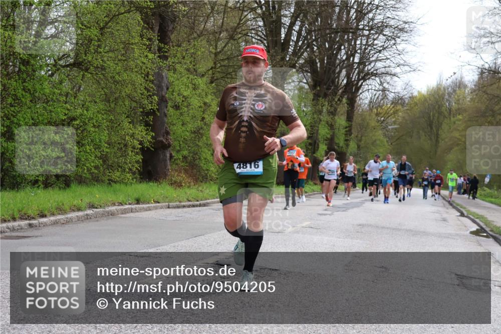 12.04.2026 - 45. Internationalen Wilhelmsburger Insellauf Yannick Fuchs http://msf.ph/oto/9504205 12.04.2026 12:52:26 Laufen 4816, 2042, 7701 meine-sportfotos.de