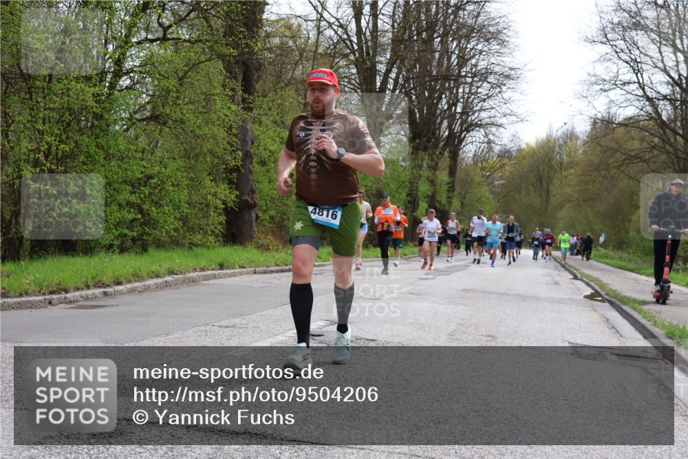 12.04.2026 - 45. Internationalen Wilhelmsburger Insellauf Yannick Fuchs http://msf.ph/oto/9504206 12.04.2026 12:52:26 Laufen 4816, 2002 meine-sportfotos.de