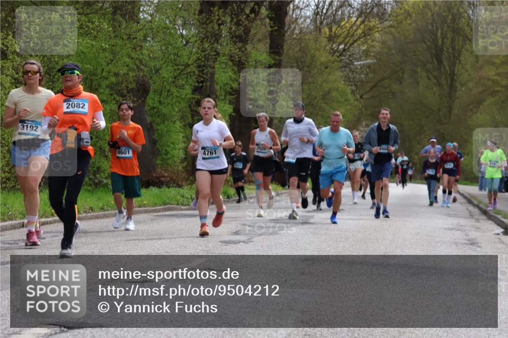 12.04.2026 - 45. Internationalen Wilhelmsburger Insellauf Yannick Fuchs http://msf.ph/oto/9504212 12.04.2026 12:52:28 Laufen 3192, 2082, 3920, 496, 4601, 4761, 3510, 1941 meine-sportfotos.de