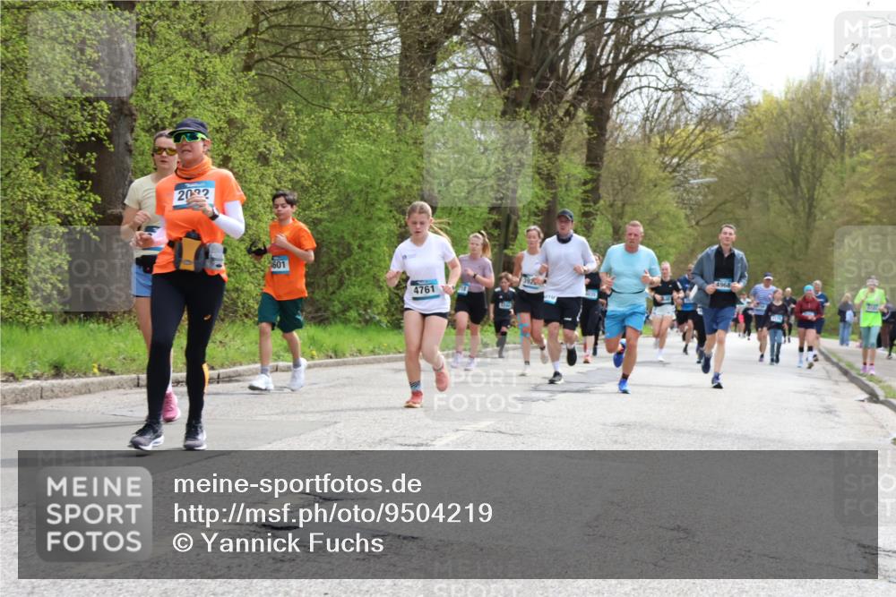 12.04.2026 - 45. Internationalen Wilhelmsburger Insellauf Yannick Fuchs http://msf.ph/oto/9504219 12.04.2026 12:52:29 Laufen 2032, 601, 392, 4761, 4968 meine-sportfotos.de