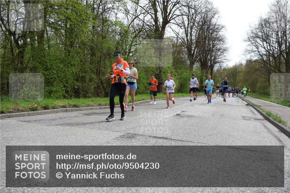 12.04.2026 - 45. Internationalen Wilhelmsburger Insellauf Yannick Fuchs http://msf.ph/oto/9504230 12.04.2026 12:52:31 Laufen 82, 3192, 4761 meine-sportfotos.de