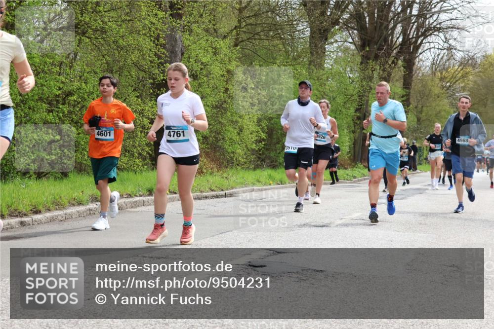 12.04.2026 - 45. Internationalen Wilhelmsburger Insellauf Yannick Fuchs http://msf.ph/oto/9504231 12.04.2026 12:52:32 Laufen 4601, 4761, 3510, 3926, 5214, 40, 4968 meine-sportfotos.de