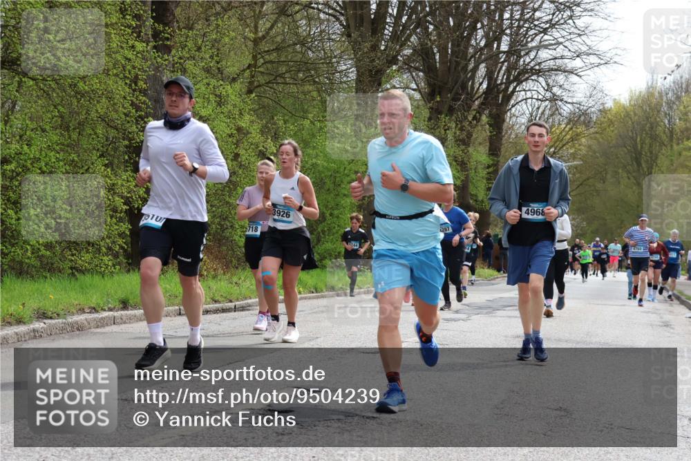12.04.2026 - 45. Internationalen Wilhelmsburger Insellauf Yannick Fuchs http://msf.ph/oto/9504239 12.04.2026 12:52:33 Laufen 510, 718, 3926, 287, 4968, 4760 meine-sportfotos.de