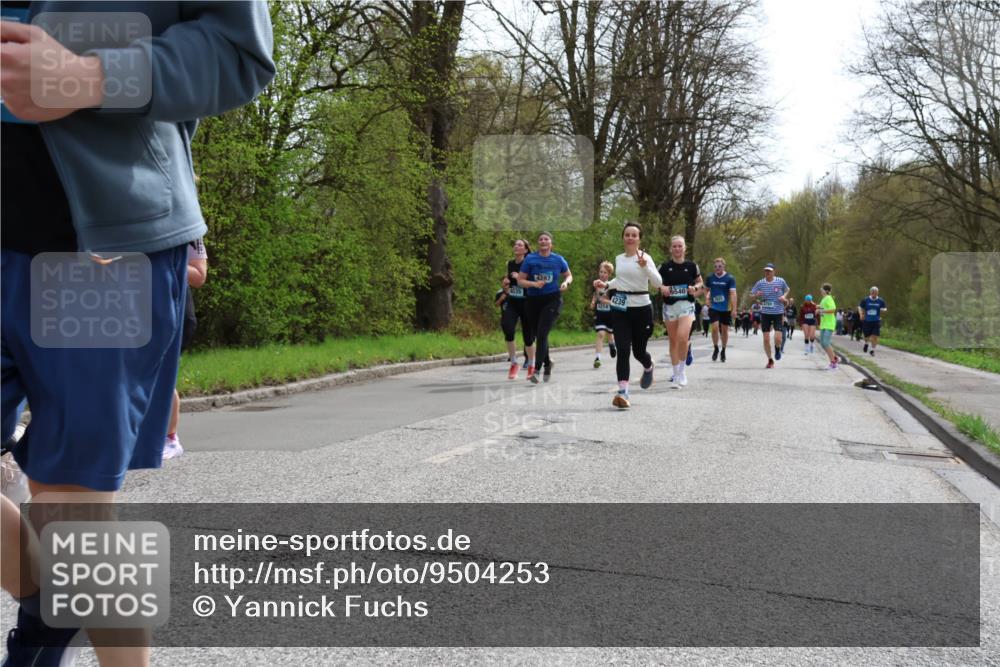12.04.2026 - 45. Internationalen Wilhelmsburger Insellauf Yannick Fuchs http://msf.ph/oto/9504253 12.04.2026 12:52:36 Laufen 4035, 4287, 1214, 4239 meine-sportfotos.de