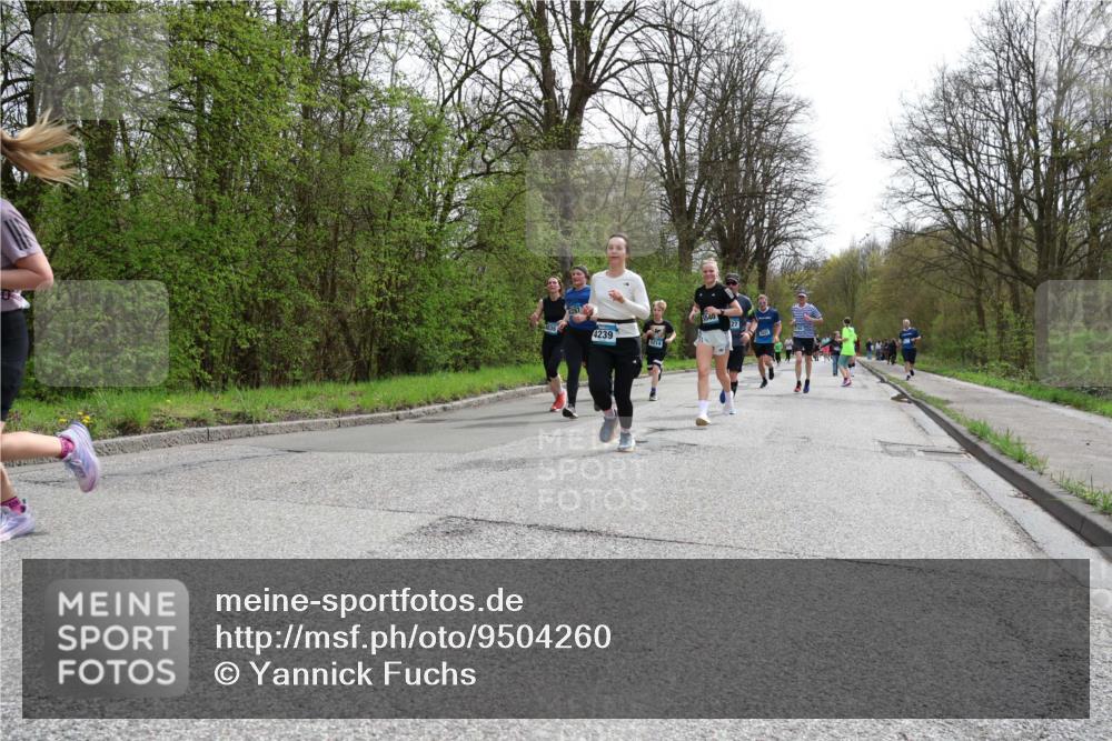 12.04.2026 - 45. Internationalen Wilhelmsburger Insellauf Yannick Fuchs http://msf.ph/oto/9504260 12.04.2026 12:52:38 Laufen 4239 meine-sportfotos.de