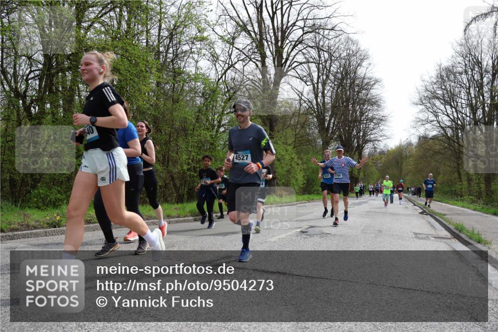 12.04.2026 - 45. Internationalen Wilhelmsburger Insellauf Yannick Fuchs http://msf.ph/oto/9504273 12.04.2026 12:52:40 Laufen 40, 4527, 5022, 4760 meine-sportfotos.de