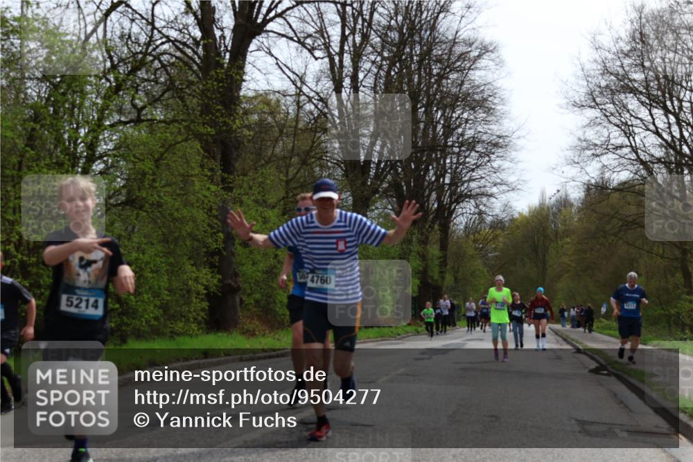 12.04.2026 - 45. Internationalen Wilhelmsburger Insellauf Yannick Fuchs http://msf.ph/oto/9504277 12.04.2026 12:52:40 Laufen 5214, 5074760, 5011 meine-sportfotos.de